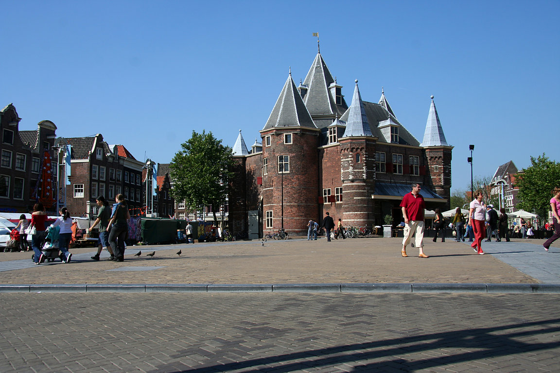 Amsterdam, Nieuwmarkt
