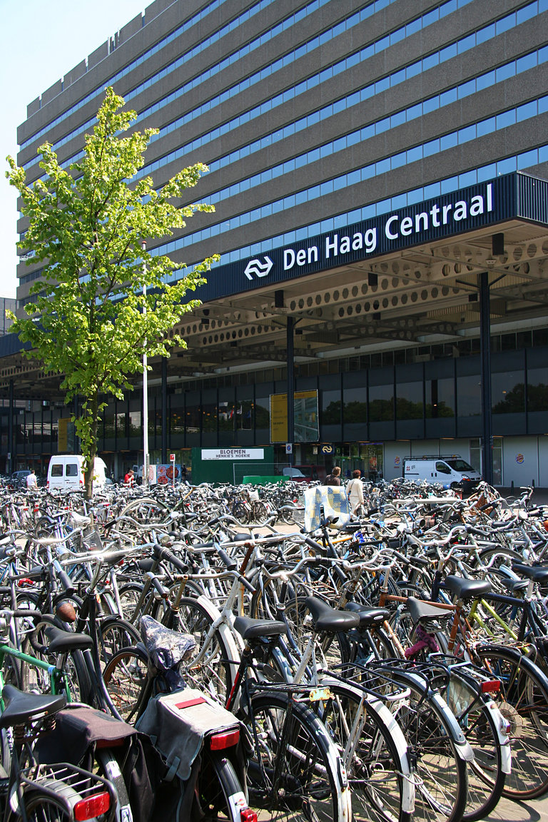 Den Haag, bicycles in front of central station