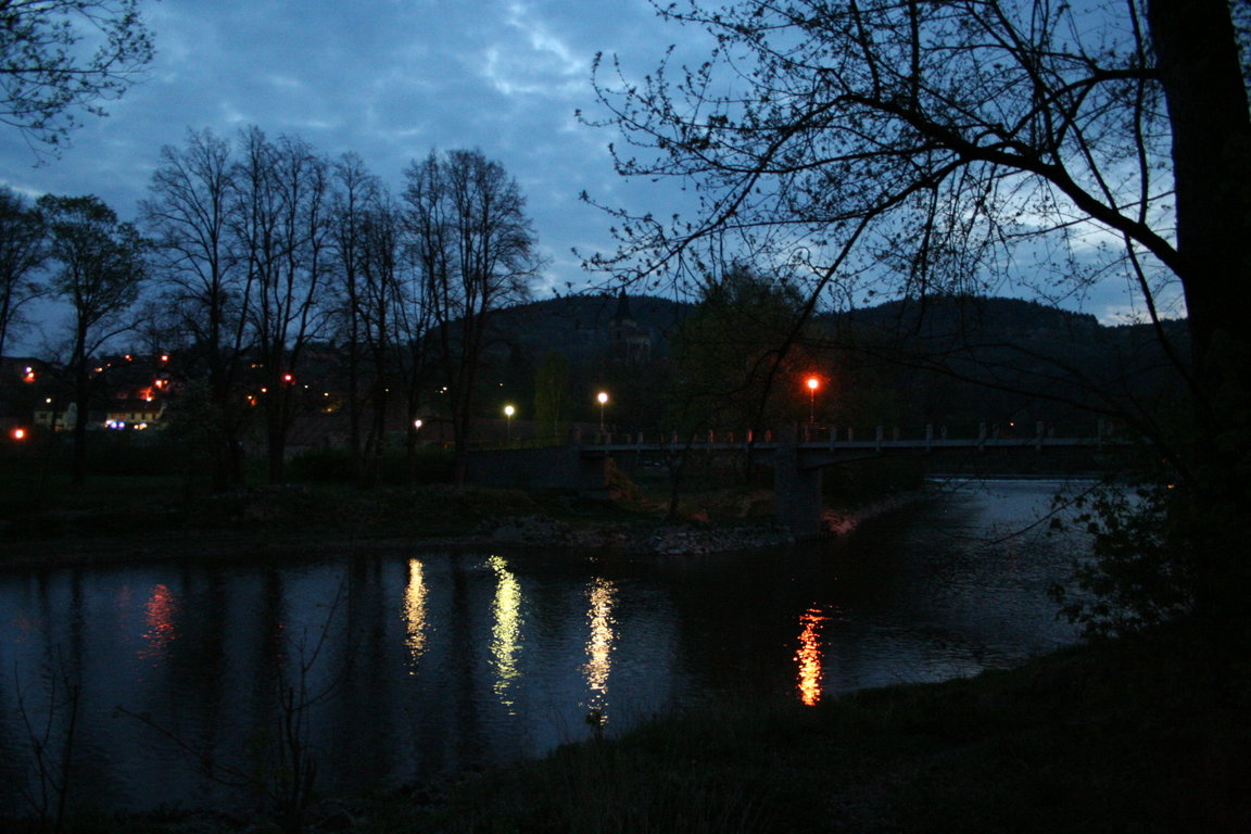 Veer na Szav -- Evening mood at Sazava