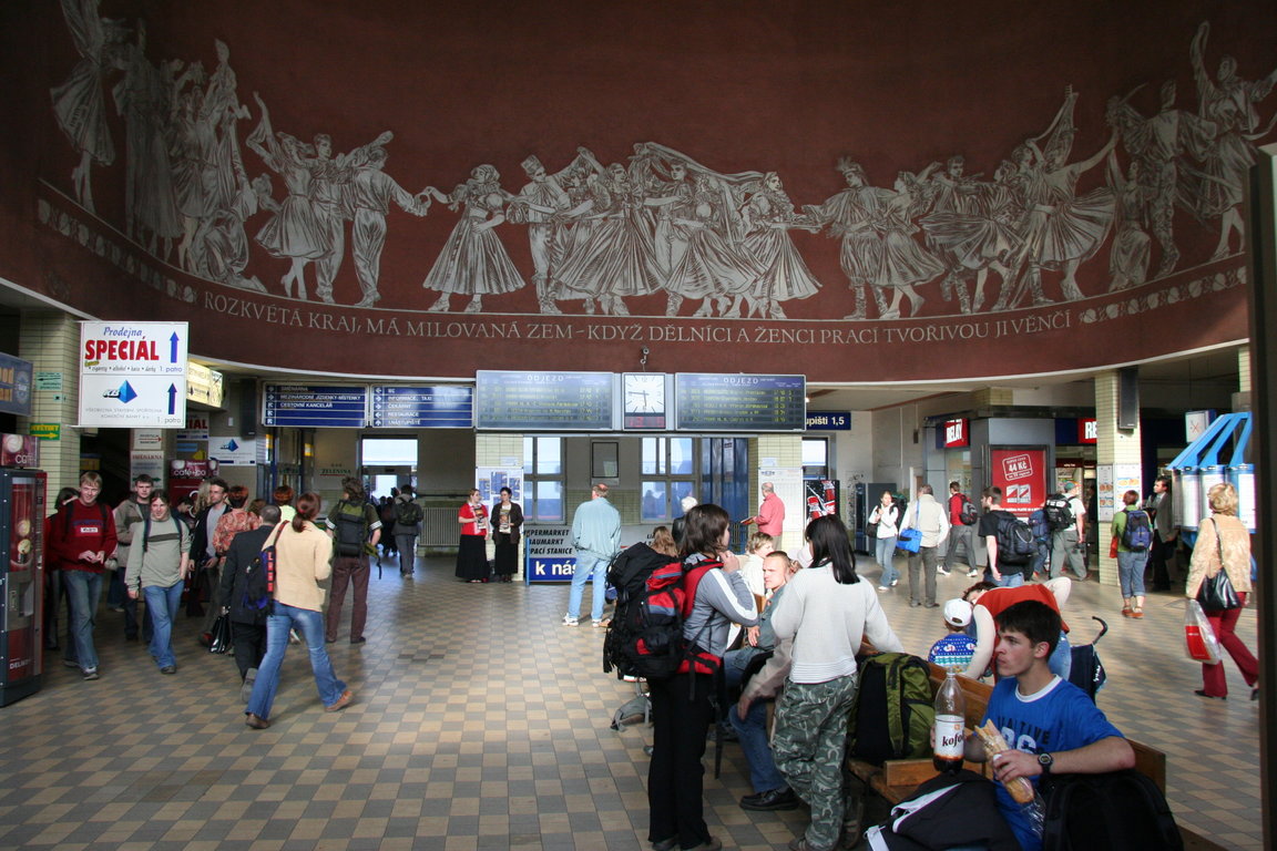 Olomouc, hlavn ndra -- Olomouc, railway station