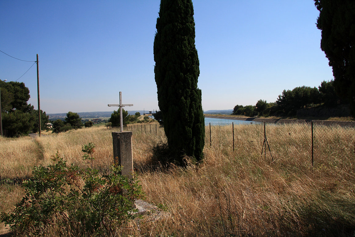 Salon-de-Provence - Croix Blanche